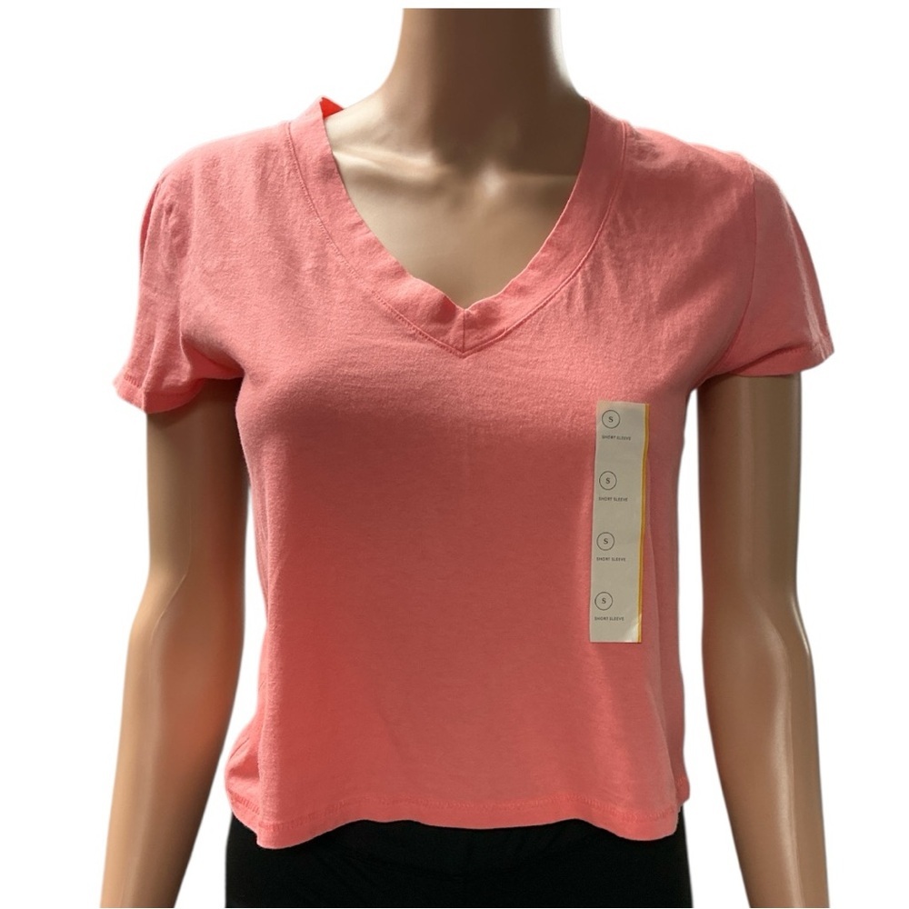 Universal Thread Pink & Peach Crop Relaxed T-Shirt’s